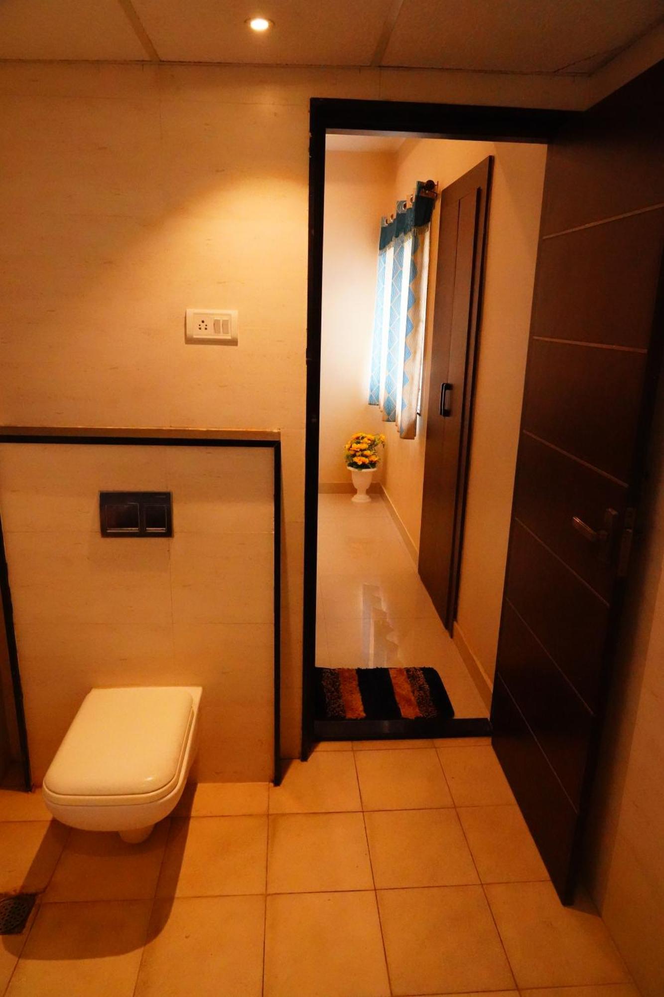 Отель Vinayagam Residency Arcot Экстерьер фото
